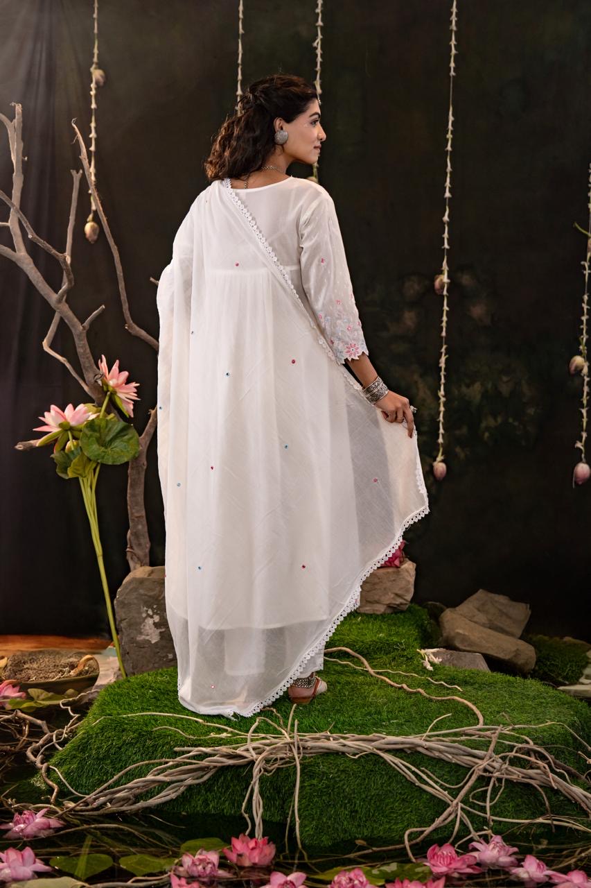 Mulson Ivory Blossom Suit Set