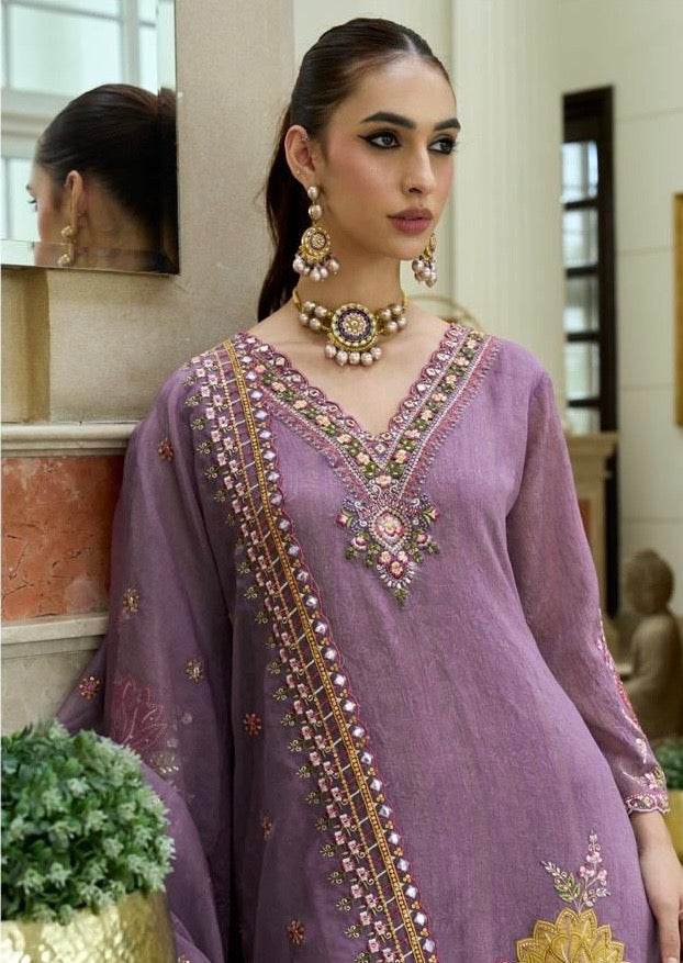 Pakistani suit