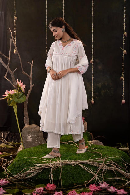 Mulson Ivory Blossom Suit Set