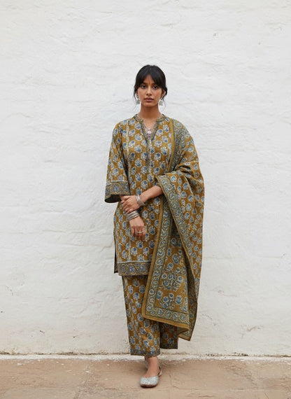 Rustic Zari Bloom Suit Set