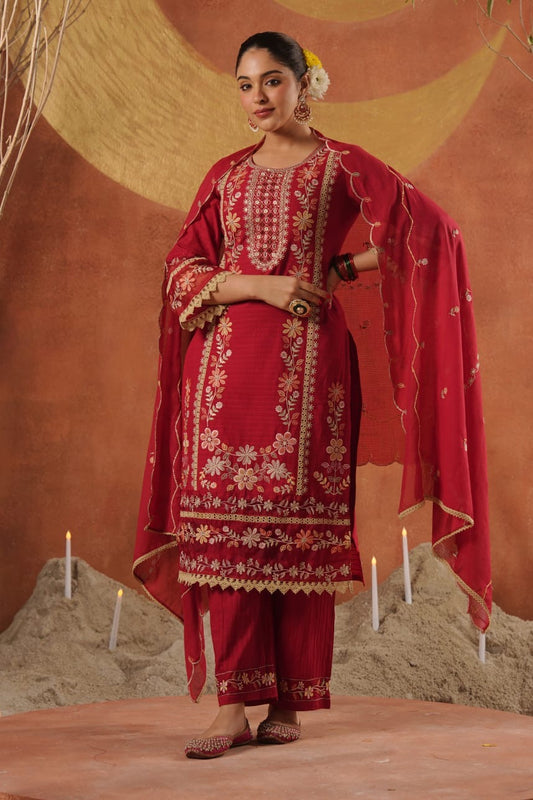 Crimson Gulnaar Suit Set