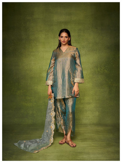 Elegant Organza Cape Style Kurta Set with Textured Palazzo for Women – Festive & Semi-Formal Ethnic Wear